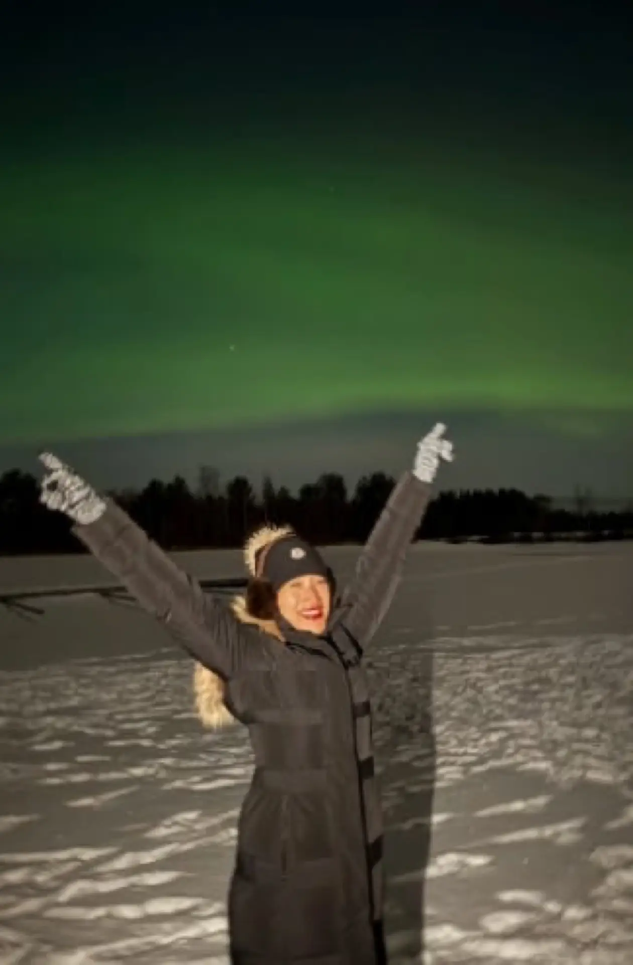 Guests under the northern lights